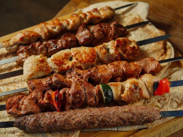 Couscous agneau merguez et vin : l'accord selon les épices Couscous agneau merguez et vin : l'accord selon les épices